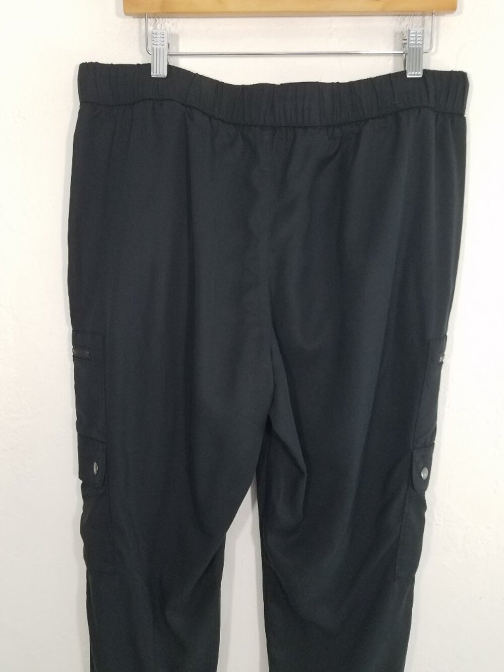 Banana Republic Cargo Pull-On Jogger Pants Black Size L - Picture 4 of 6